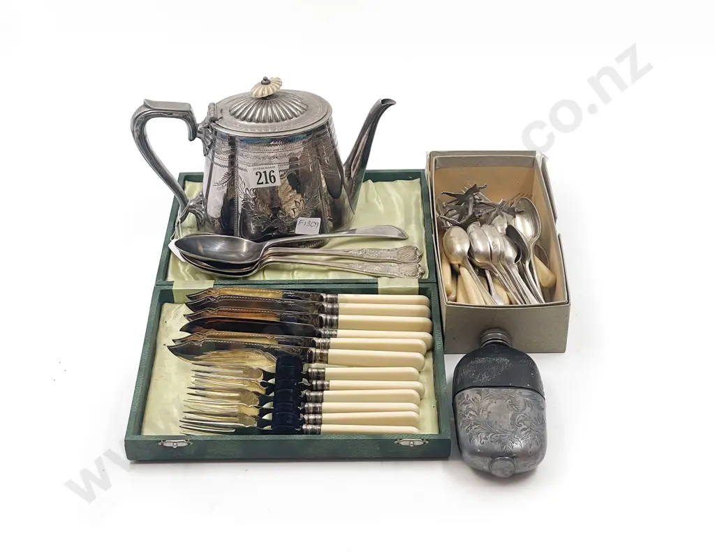 S/P Fish Set with Cutlery Tea Pot and Hip Flask Image 1++