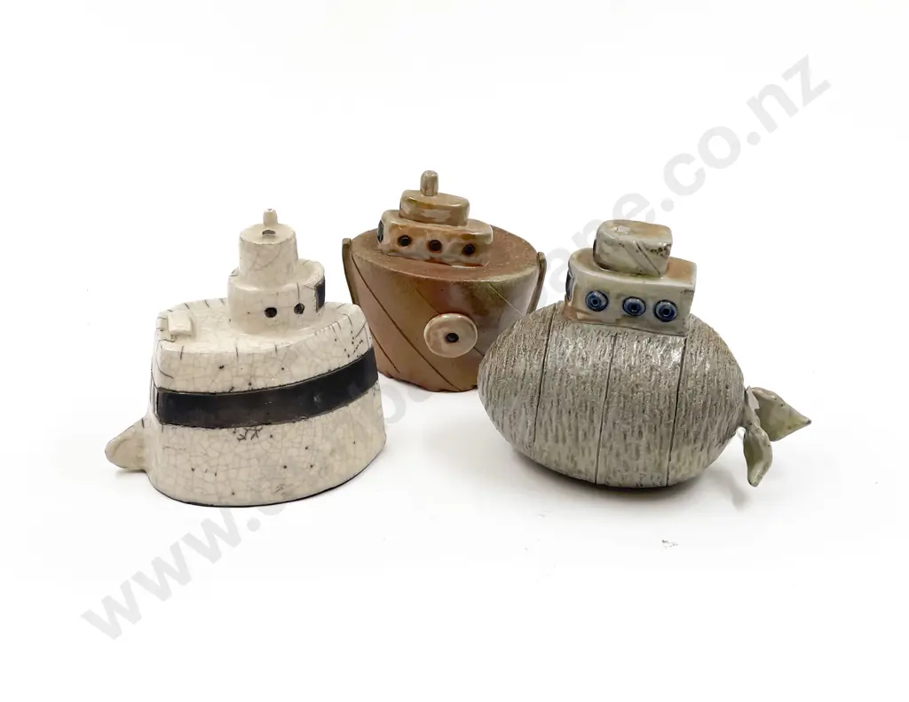 Three Ceramic Tug Boats (one A/f) Image 1++