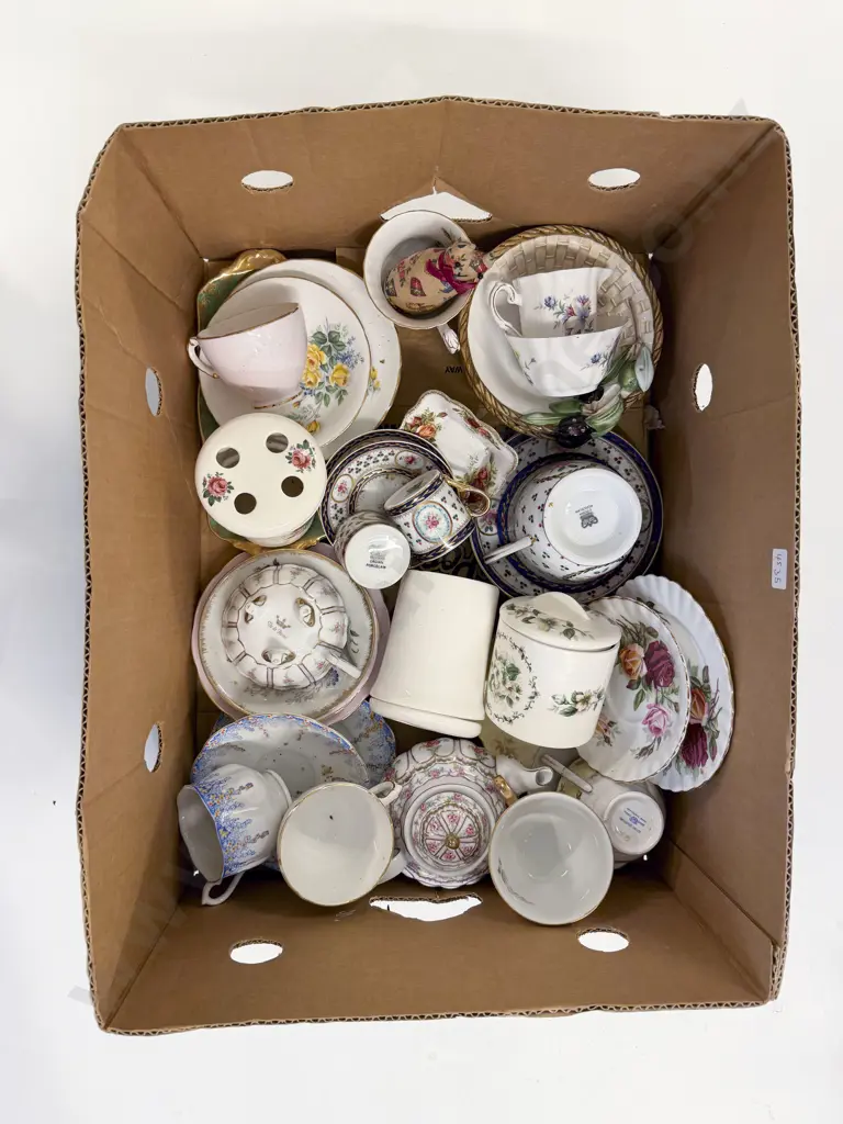 Box of Assorted China Image 1++