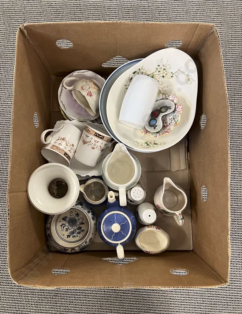 Box of Assorted Fancy China Image 1++
