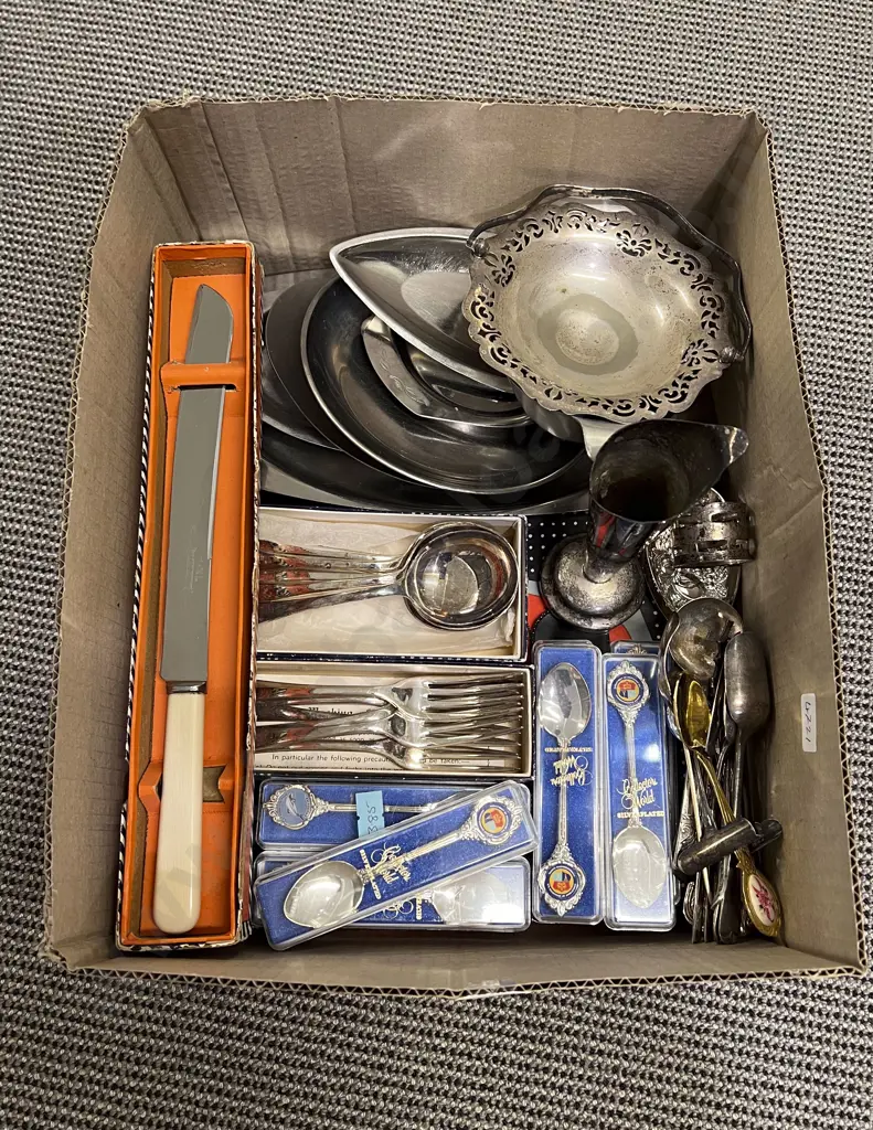 Box Quantity of Assorted S/P & Boxed Cutlery etc Image 1++