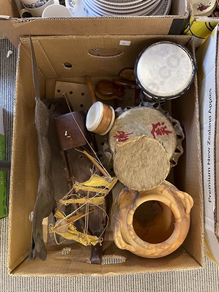 Quantity of Assorted Woodware & Ornaments etc Image 1++