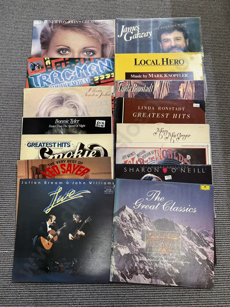 Small Quantity of Assorted Vintage Vinyl Records Image 1++