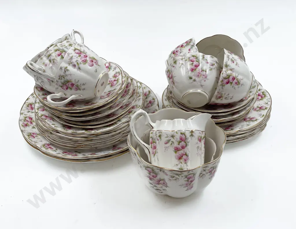 Fancy China Part Teaset Image 1++
