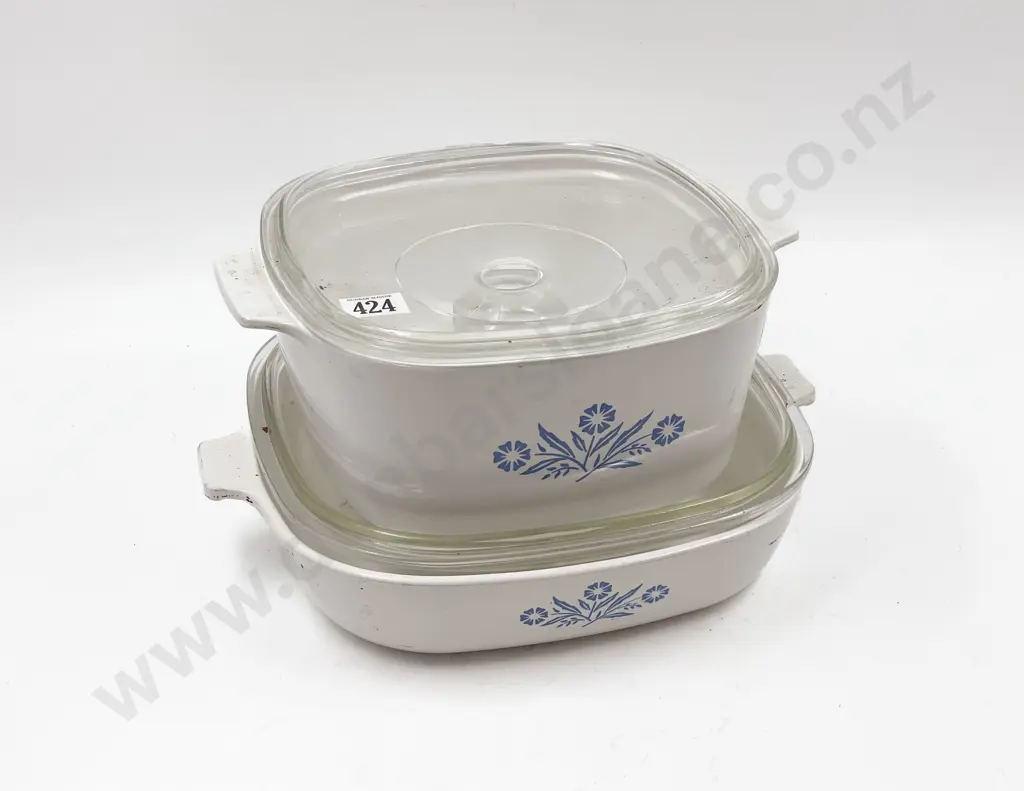 Two Vintage Pyrex Oven Dishes Image 1++