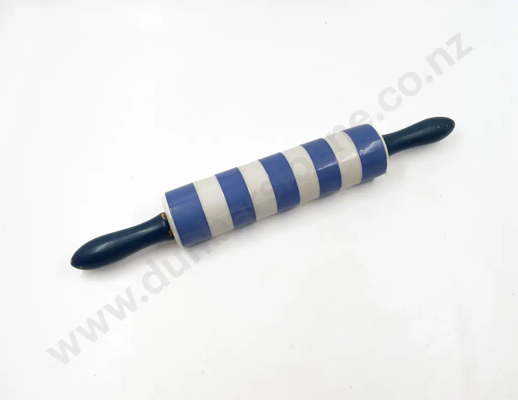 T.G. Green Cornish Ware Rolling Pin Image 1++