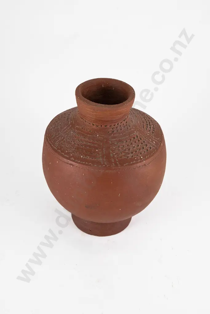 Jorgen Peterson Modern Pot (1970) Maprik Province Image 1++