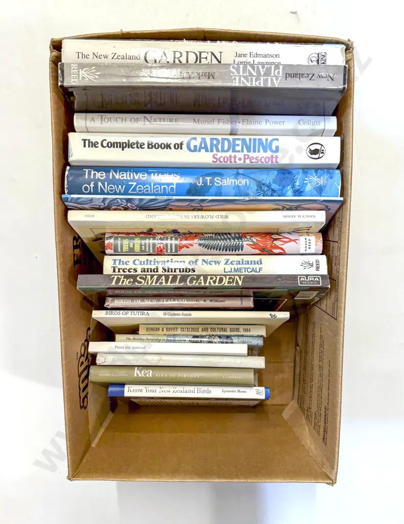 Box of NZ Birds & Botany Reference Books Image 1++