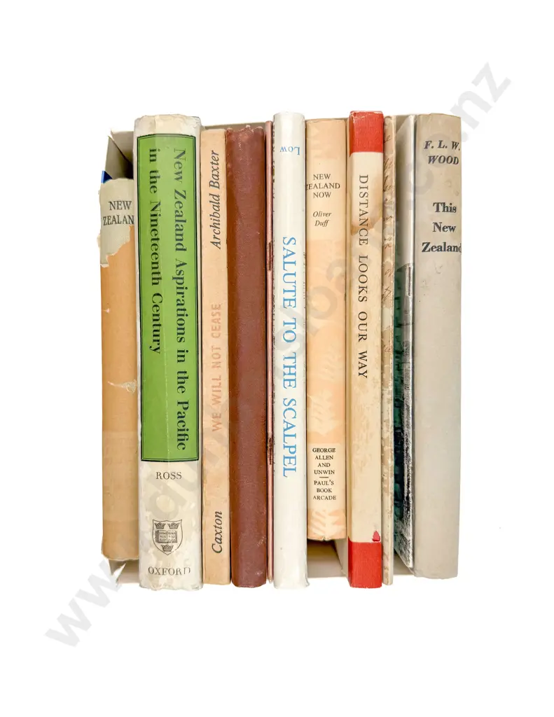 Small Quantity of Vintage NZ Reference Books Image 1++