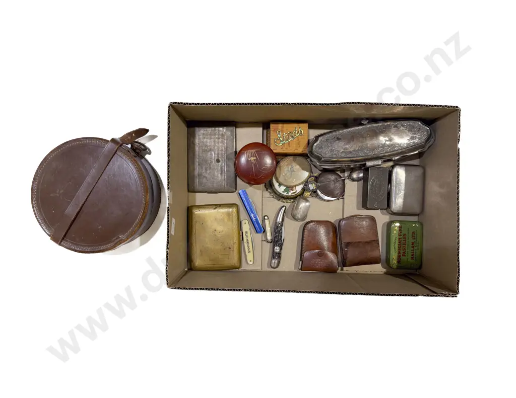 Box Quantity of Assorted Vintage incl Collar Box Cigarette Cases etc Image 1++