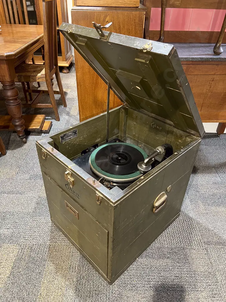Vintage WWI Military Edison Phonograph in Branded Travel Crate Image 1++