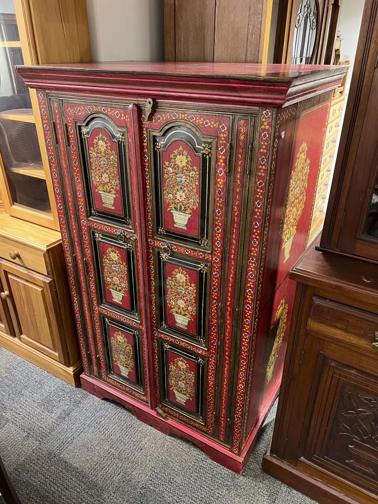 European Painted Two Door Manrobe Image 1++