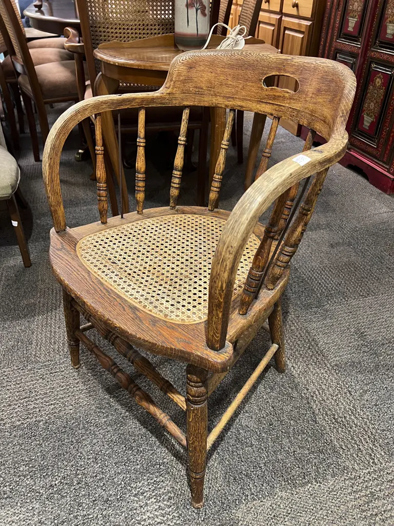 Oak Spindle Back Wycombe Seated Tub Chair Image 1++