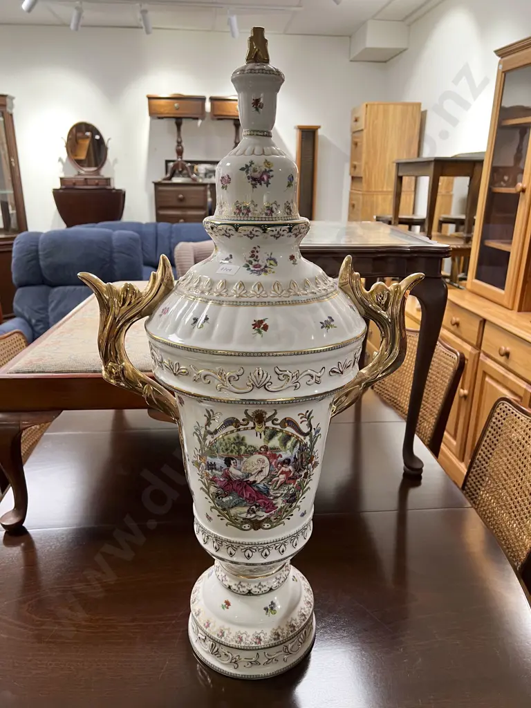Large Fancy China Lidded Urn Image 1++