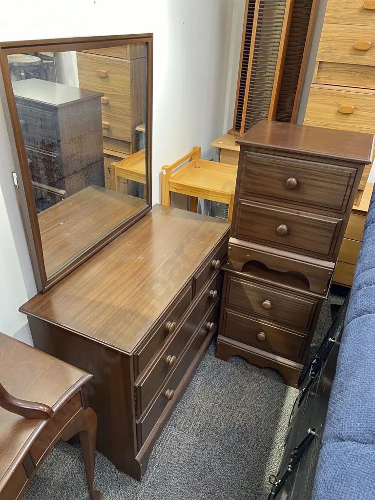 Three Piece Bedroom Suite Image 1++