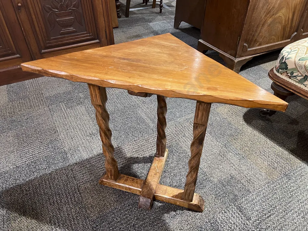 Chapman Taylor Triangular Side Table Image 1++