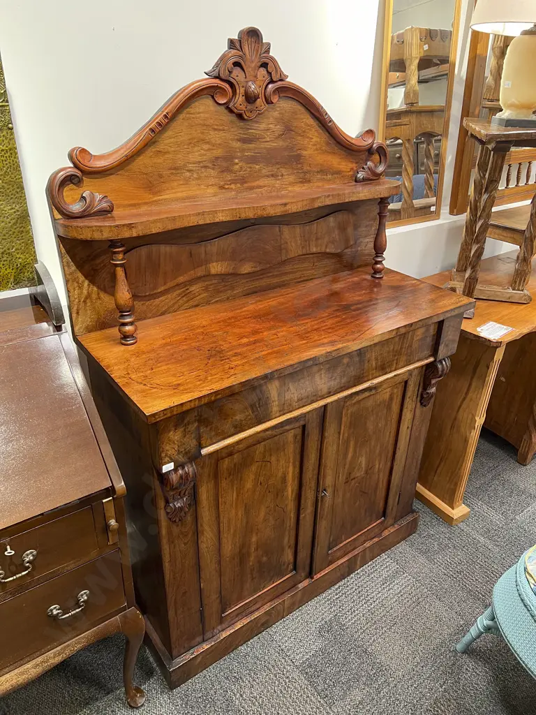 Vict. Mahogany Chiffioner with Shelf Gallery Back Image 1++