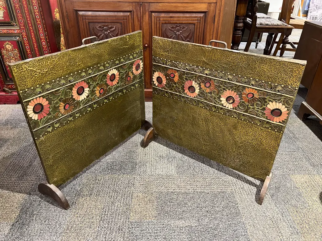 Pair of Decorative Fire Screens Image 1++