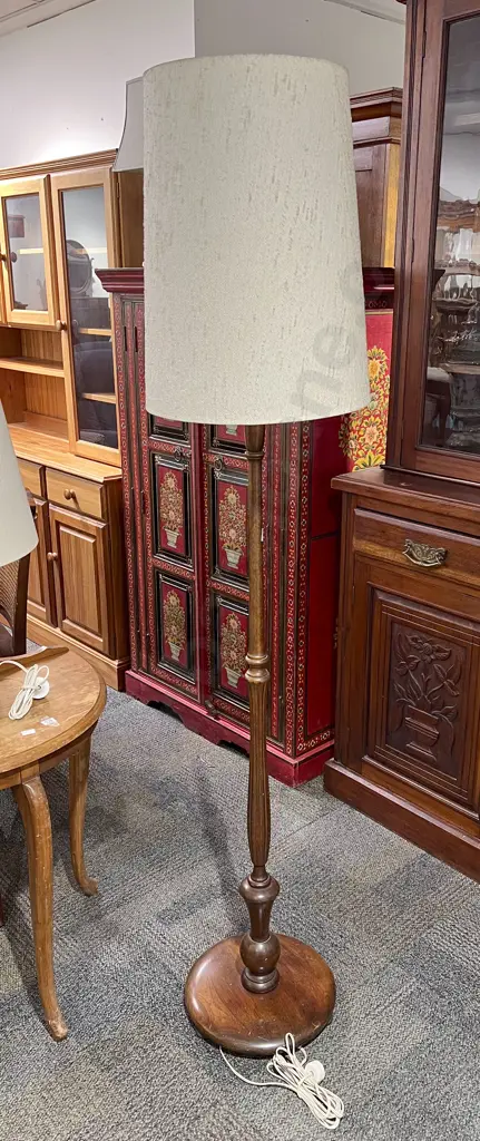 Mahogany Standard Lamp Image 1++