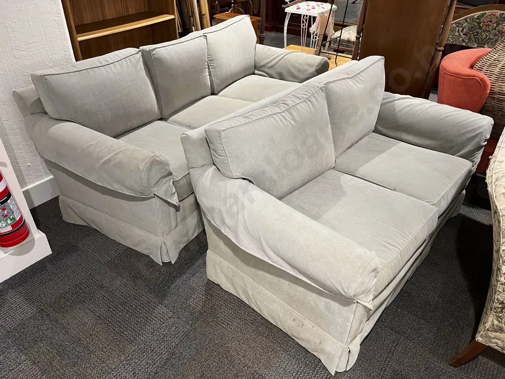 Two Piece Lounge Suite Image 1++