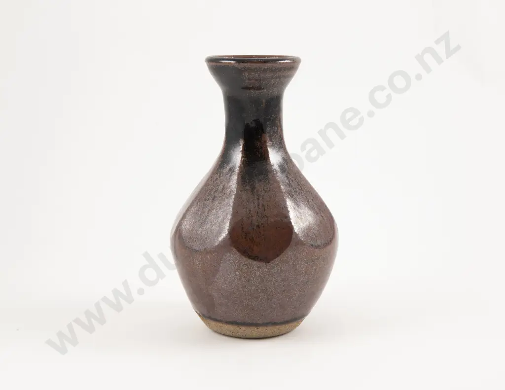 Doreen Blumhardt Faceted Vase Image 1++