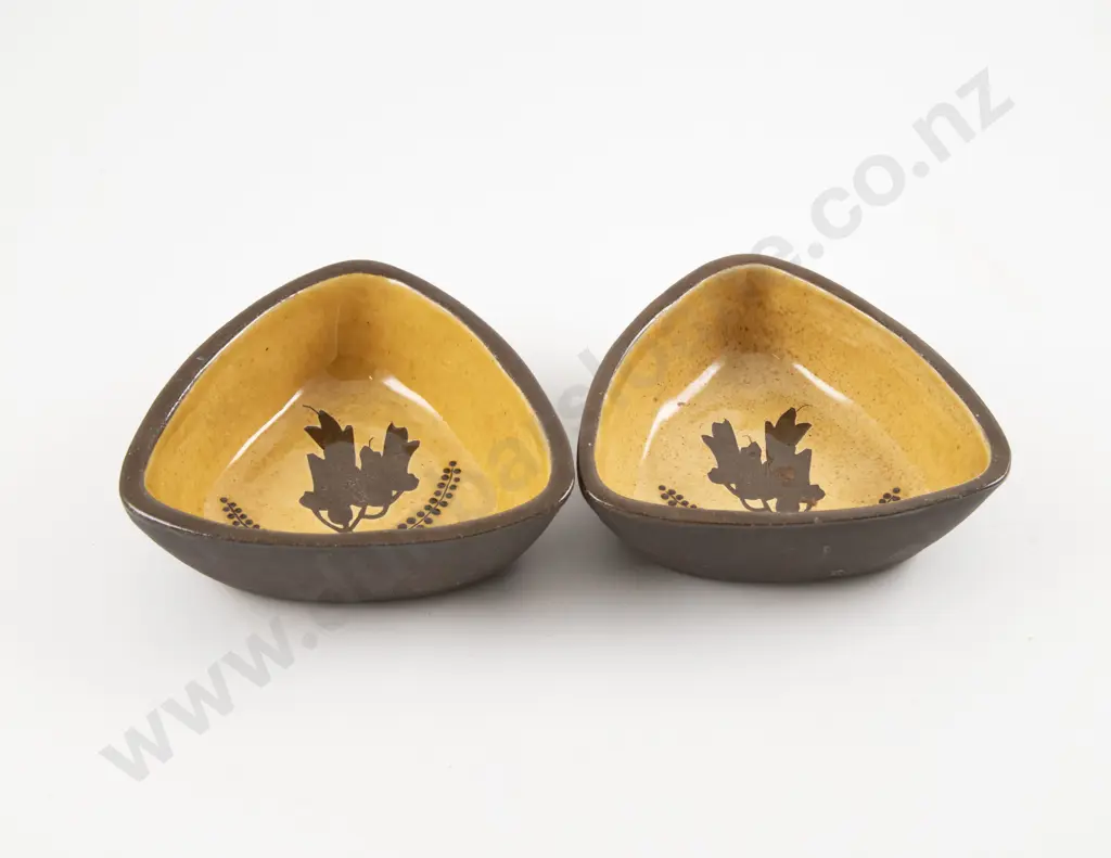 Pair Dorothy Ewart Triangle Shaped Bowls Image 1++