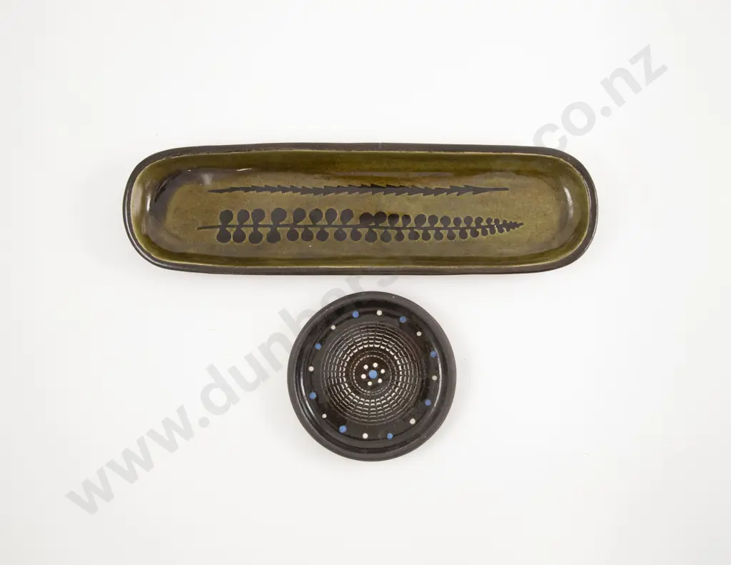 Dorothy Ewart Elongated Shallow Dish & Circular Shallow Dish Image 1++