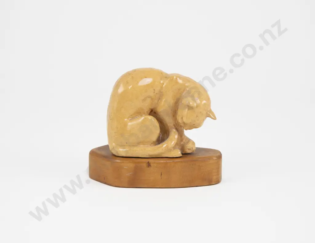 Chrystabel Aitken Cat Figure on Base Image 1++