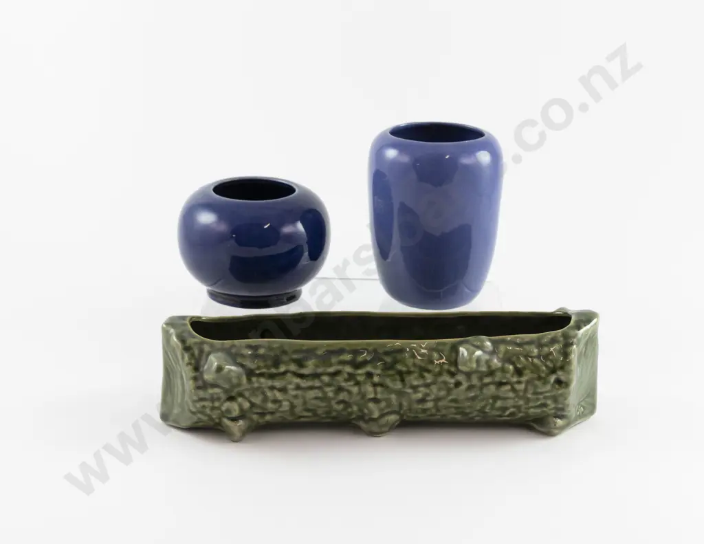 Temuka Neeko Vase Trough Vase & Other (3) Image 1++