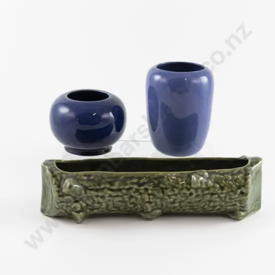 Temuka Neeko Vase Trough Vase & Other (3)