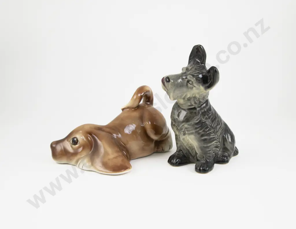 Crown Lynn Model of Scottie Dog Image 1++