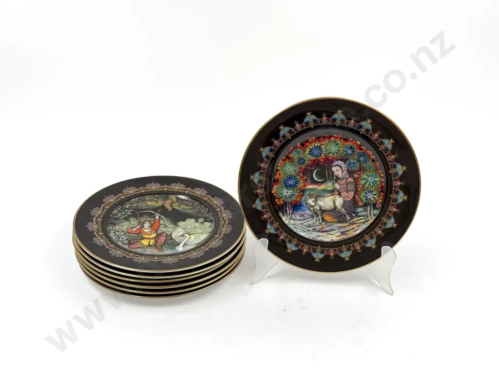 Seven Assorted Villeroy & Boch Comm. Plates Image 1++