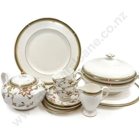 Wedgwood "Oberon" Six Place Dinnerset