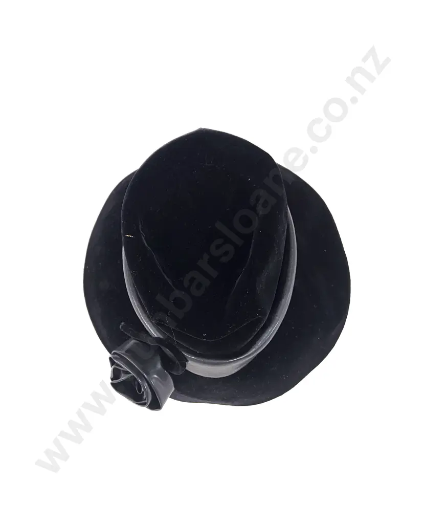 "Antler" Design Leather Hatbox together with Vintage Ladies Hat Image 1++