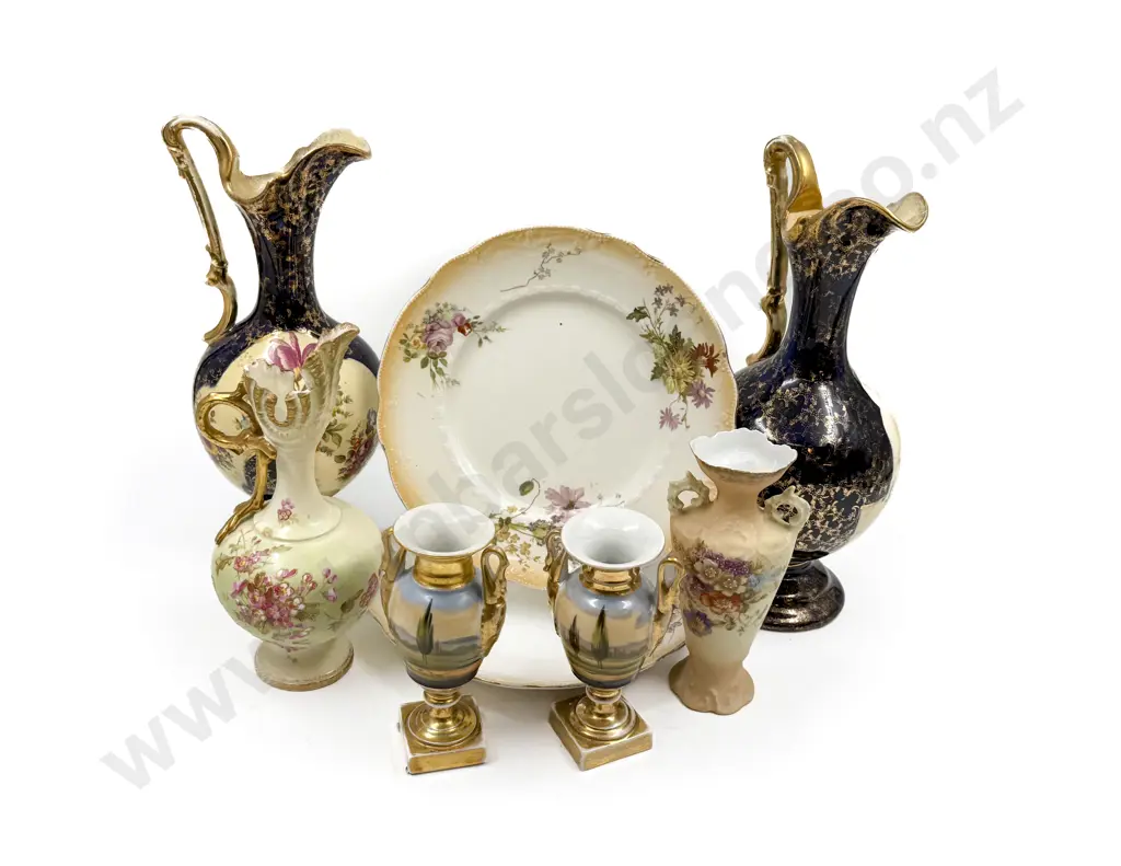 Small Quantity of Assorted Fancy China Image 1++