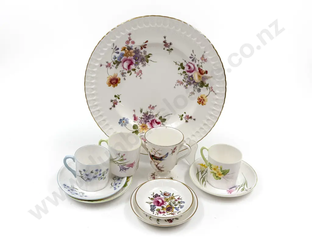 Small Quantity of Assorted Fancy China Coffee Cans & Assorted Image 1++