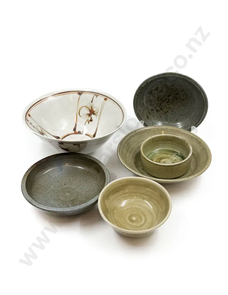 Quantity of Assorted NZ Pottery incl Mirek Smisek Pedestal Bowl Image 1++