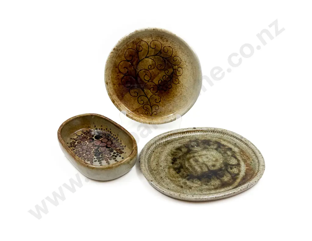 Three Pieces of Paul Wotherspoon Pottery Image 1++