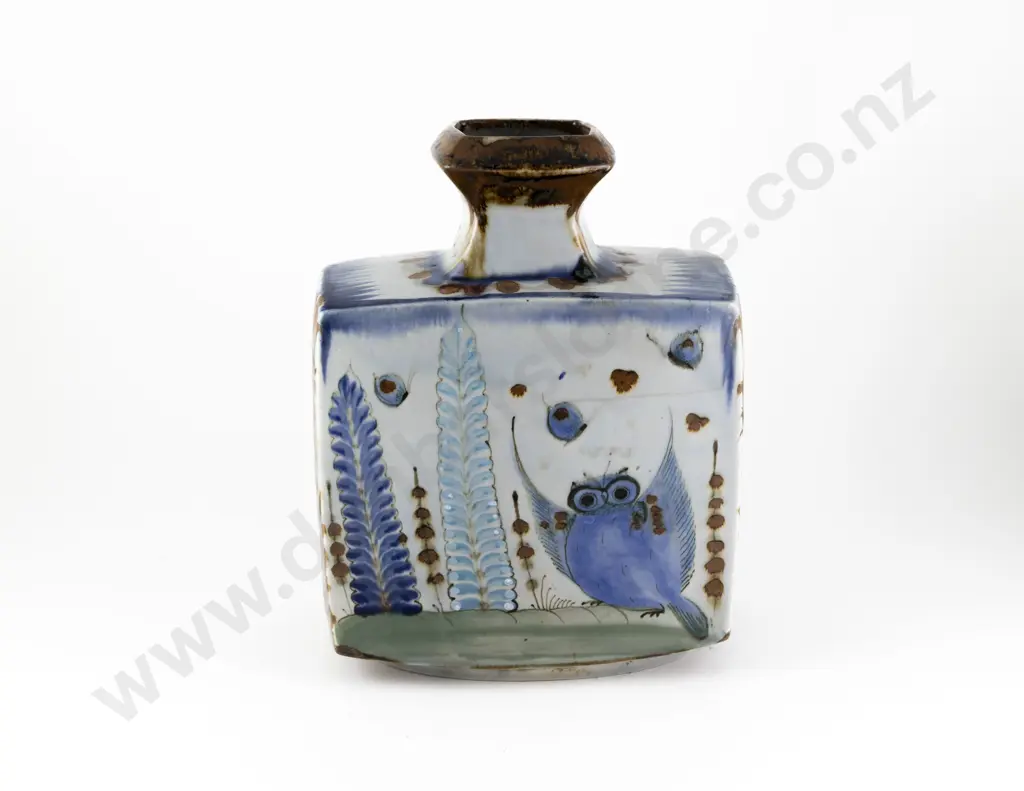 Ken Edwards Mexican Blossom Vase Image 1++