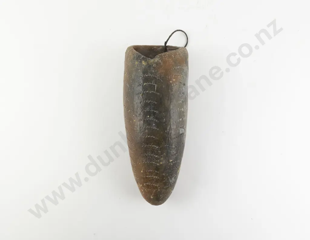 Rustic Fijian Pottery Wall Vase Image 1++