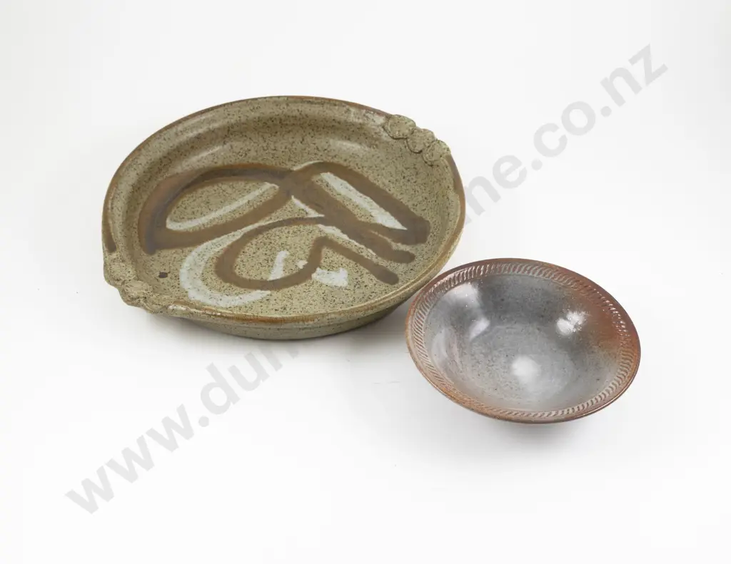 NZ Pottery Serving Dish & Bowl Image 1++