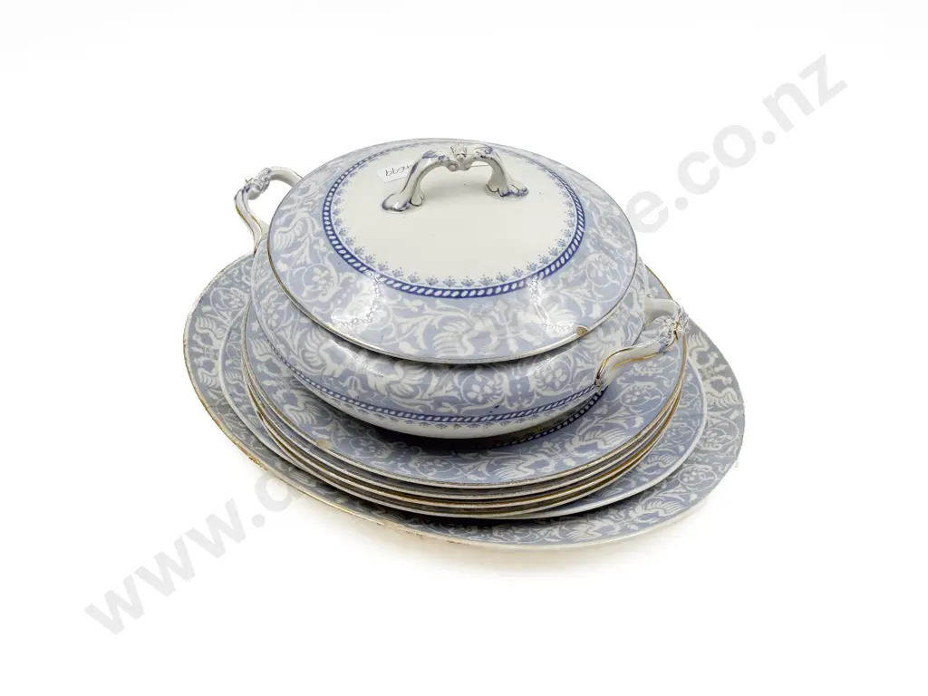 Small Quantity of Blue & White China Image 1++