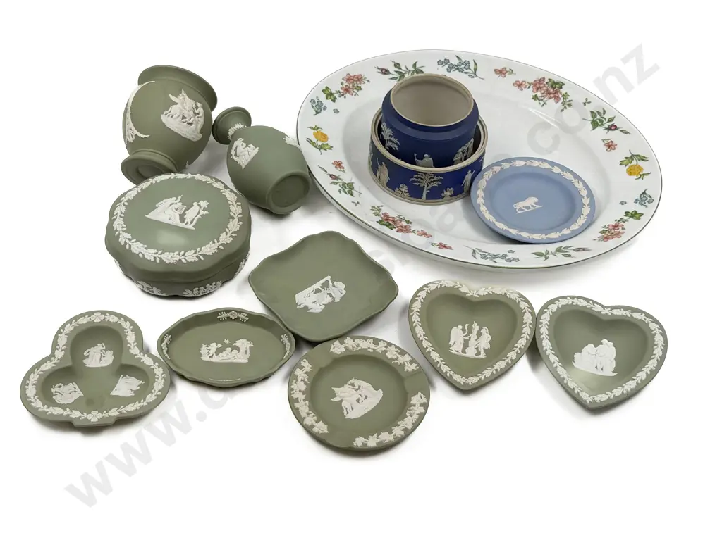 Quantity of Assorted Wedgwood Jasperware etc Image 1++