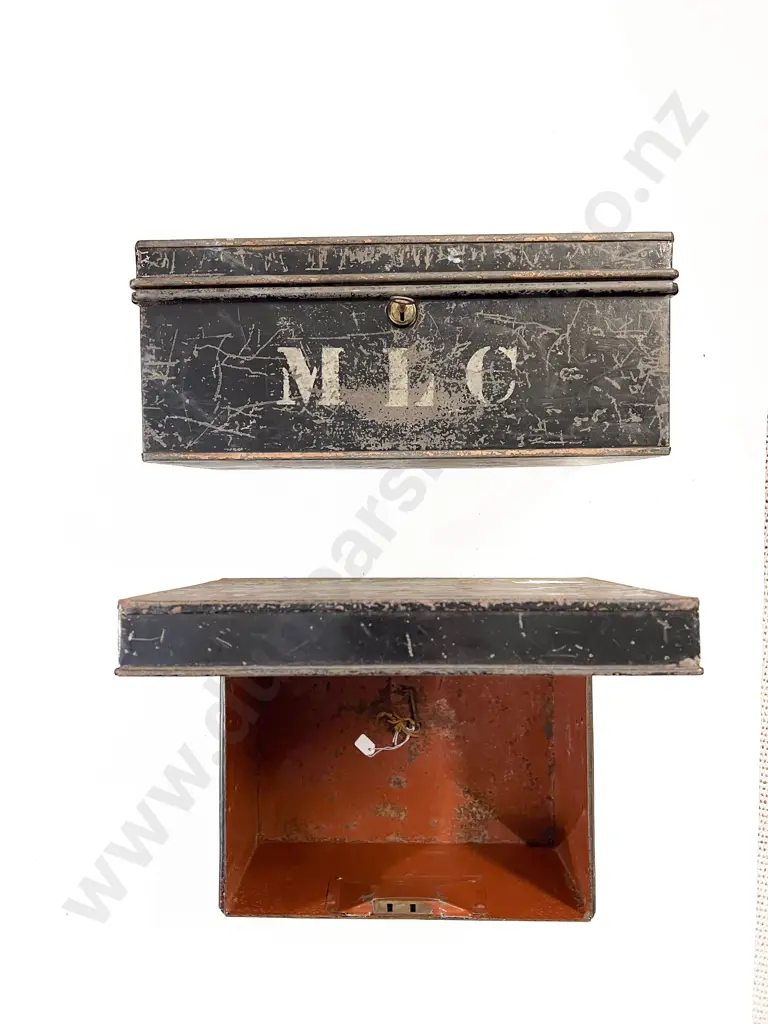 Two Vintage Lock Boxes Image 1++