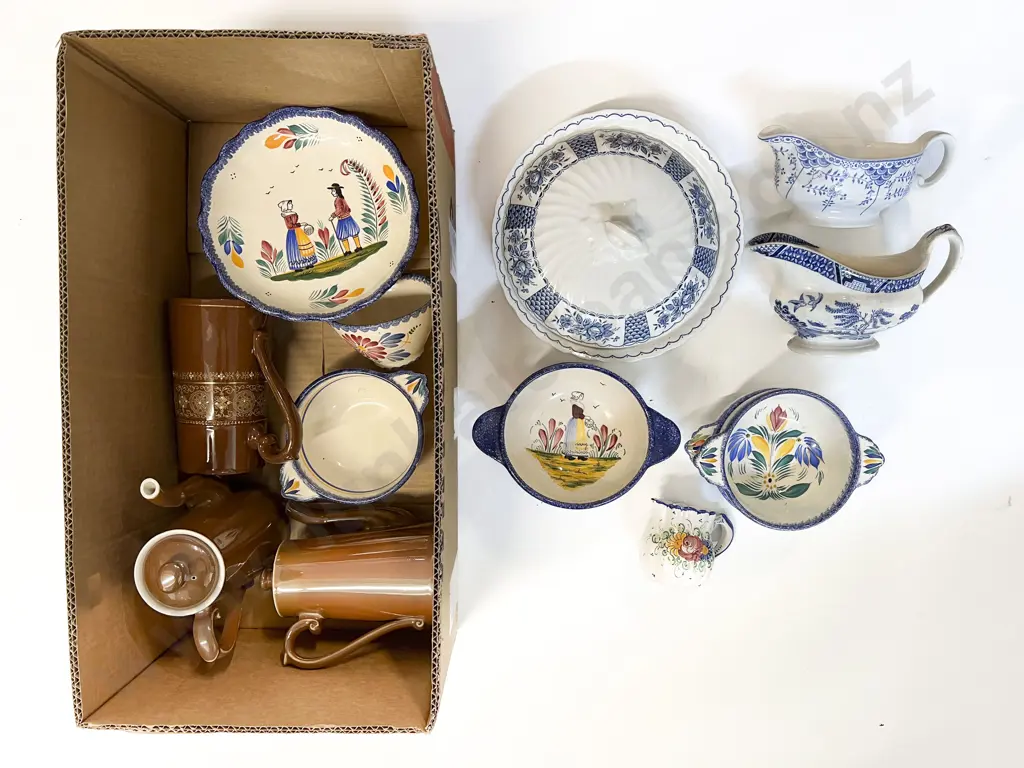 Box Quantity of Assorted China & Stoneware Image 1++