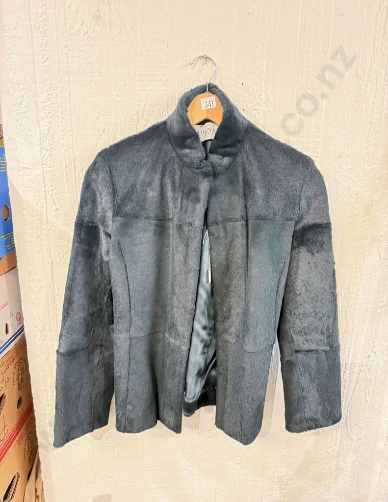 Fur Jacket Image 1++