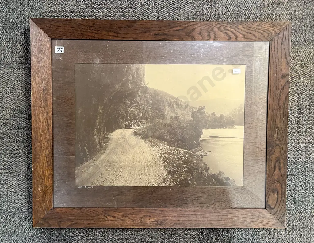 Oak Framed Print & Three Empty Oak Frames Image 1++