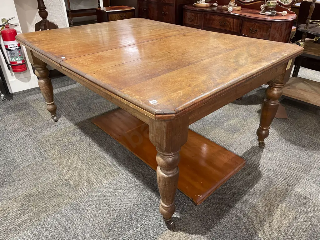 Victorian Extension Dining Table Image 1++