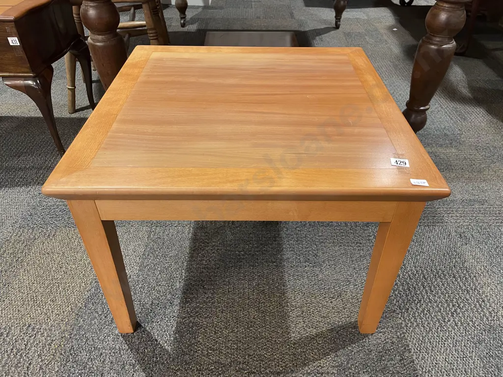 Modern Square Coffee Table Image 1++