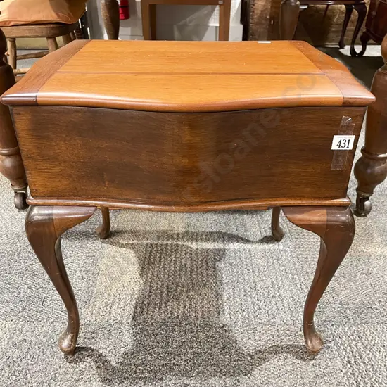 Mahogany Tilt Top Occasional Table